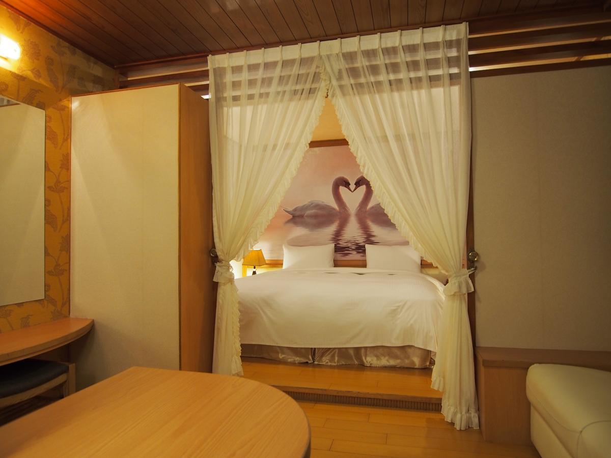 โรงแรมเดย์ เชน Yilan ภายนอก รูปภาพ