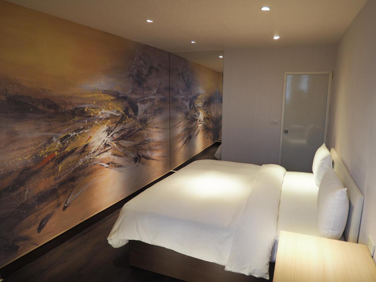 โรงแรมเดย์ เชน Yilan ภายนอก รูปภาพ